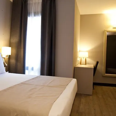 Ramblas 3* ברצלונה