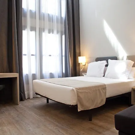 May Ramblas Hotel